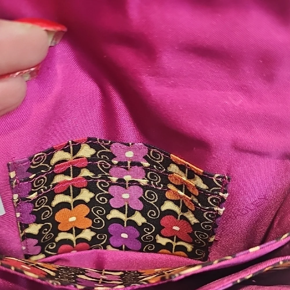 Vera Bradley NWOT Fuchsia Quilted Wristlet